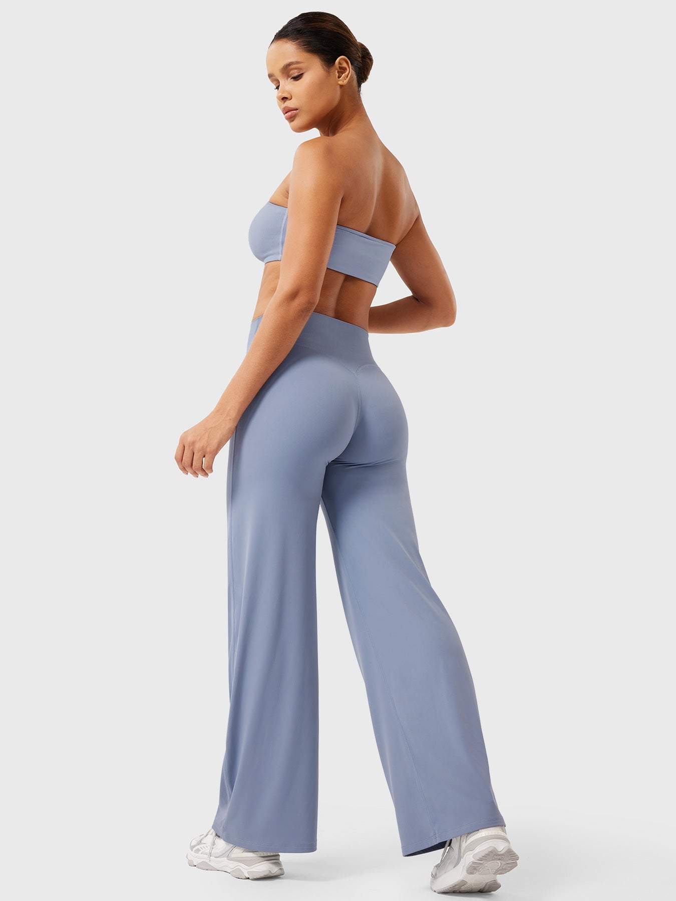 (Pre-Sale) Yeoreo Eddiy Straight Leg Leggings