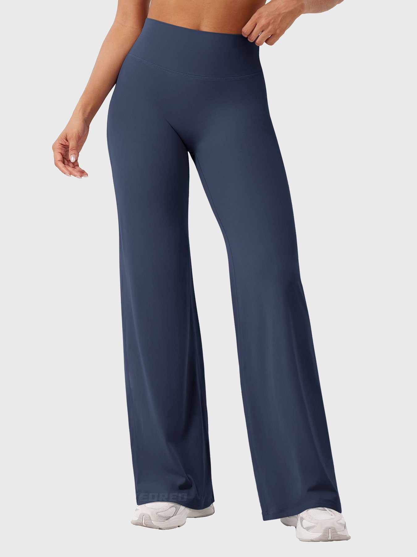 (Pre-Sale) Yeoreo Eddiy Straight Leg Leggings