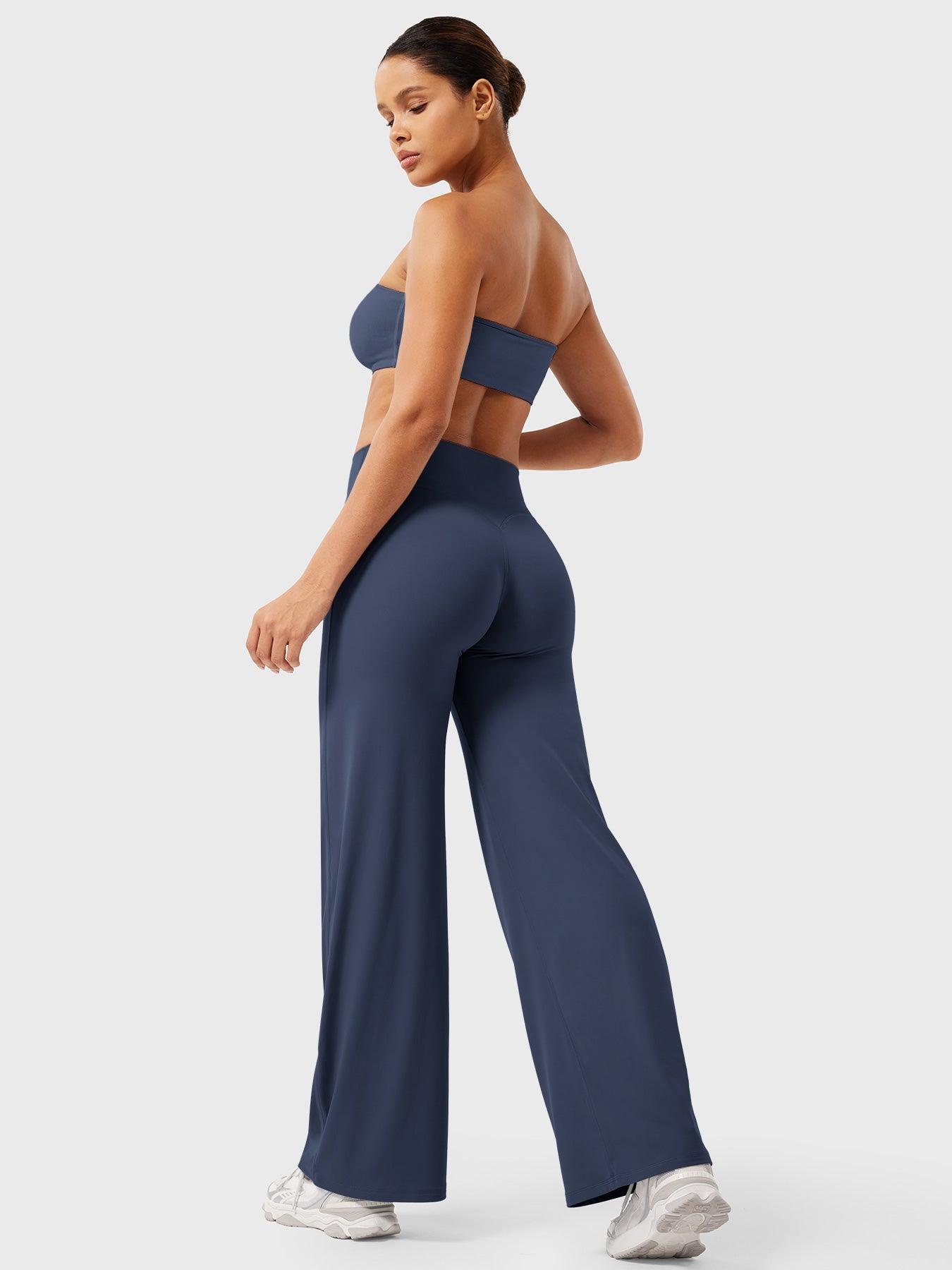 (Pre-Sale) Yeoreo Eddiy Straight Leg Leggings