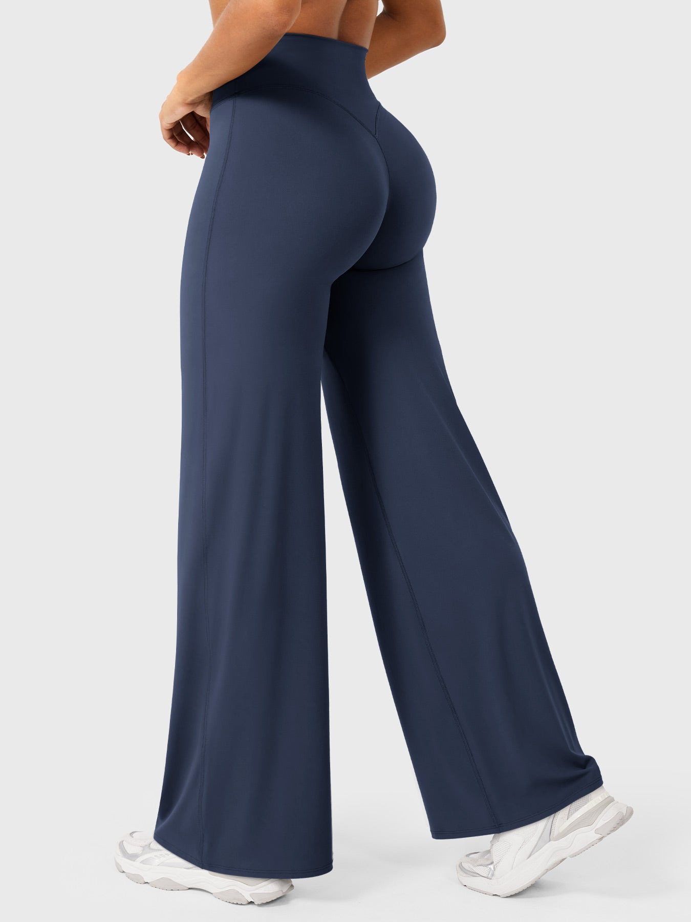 (Pre-Sale) Yeoreo Eddiy Straight Leg Leggings